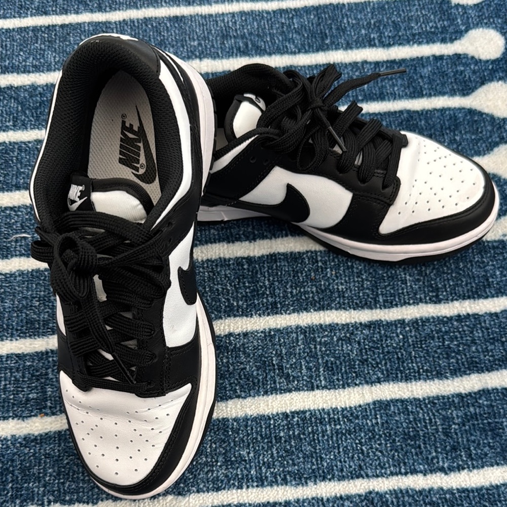 Nike Black and White Sneakers